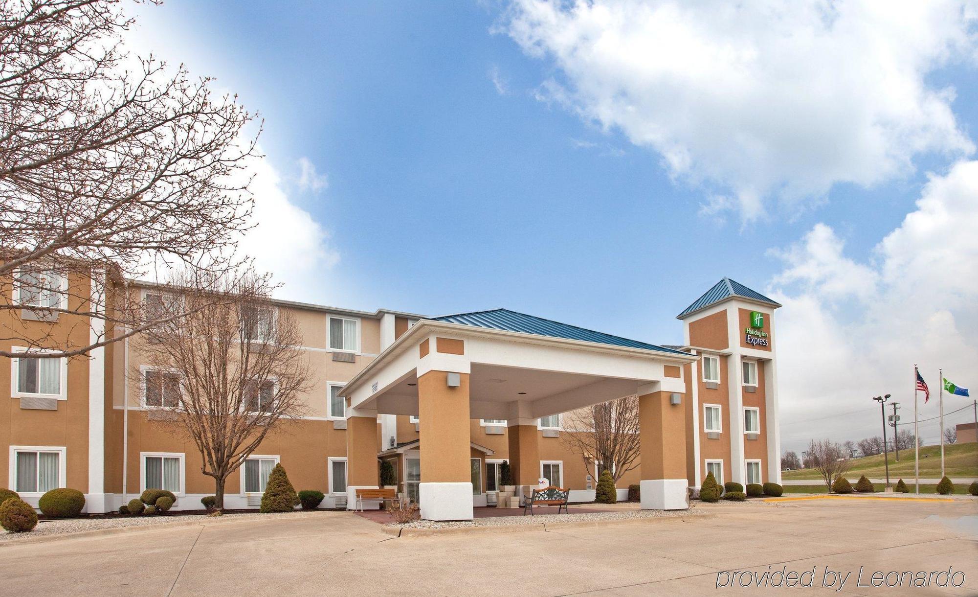 เบย์มอนต์ บาย วินด์แฮม เคิร์กสวิลล์ ยูนิเวอร์ซิตี้ แอเรีย Hotel ภายนอก รูปภาพ